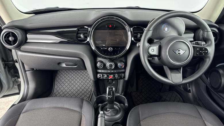 MINI Hatchback 1.5 Cooper Classic 3dr Auto Petrol Hatchback